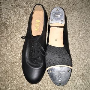 Tap shoes